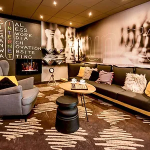 https://ibis-poznan-stare-miasto.poznan-hotels.com
